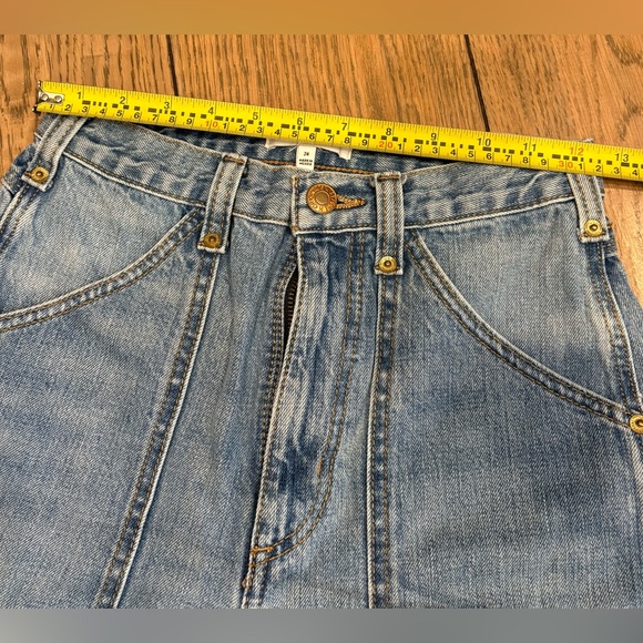 RE/DONE
Superhigh Workwear Jean - size 24 - Picture 13 of 14